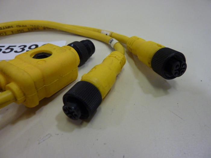 Used ALLEN BRADLEY Photoswitch & Cable 879D-F4ACDM-0M3 SER B #55396