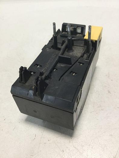 Used ALLEN BRADLEY Contactor 193-BSB42 SER B #104024