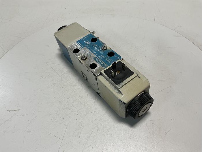 Used TOKIMEC DG4V-3-2C-M-U-B6-60