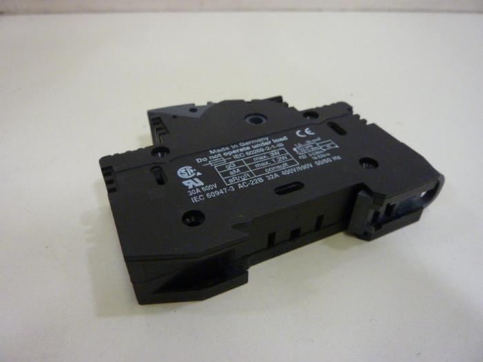 Used PHOENIX CONTACT 32 Amp Terminal Block UK-10 #62859