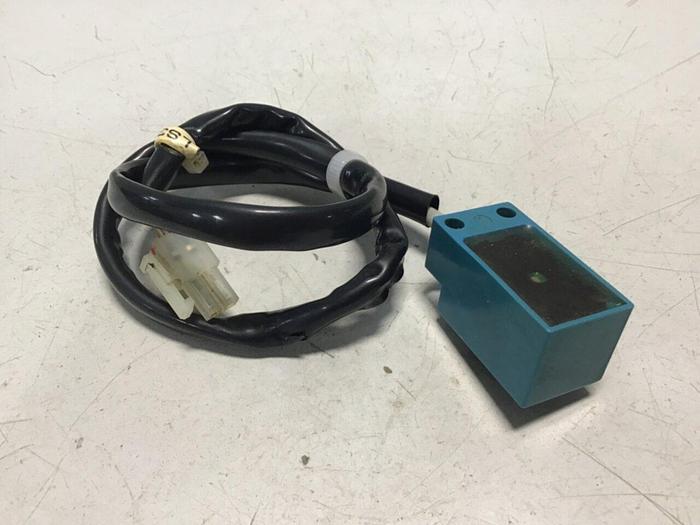 Used YAMATAKE Proximity Switch FL2R-7J6SD #128556
