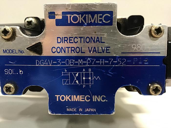 Used TOKIMEC Valve DG4V-3-0B-M-P7-H-7-52-P12 Used #145654