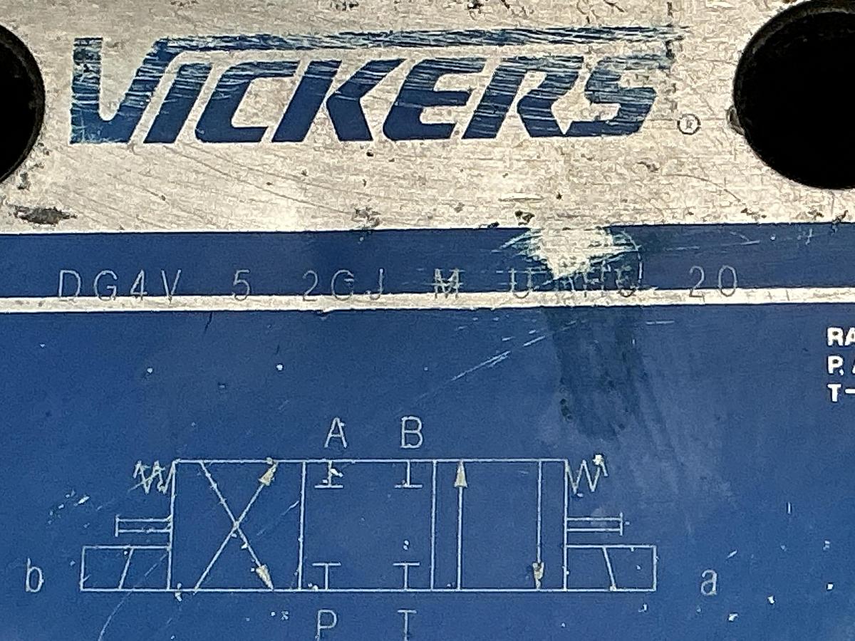 Used VICKERS DG4V 5 2CJ M U H6 20