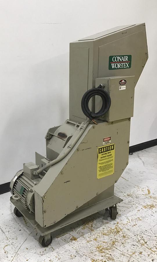 Used CONAIR ES1012 10 HP Grinder Used #142102