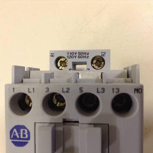 Used ALLEN BRADLEY Contactor 100-C09.10 SER A #87380