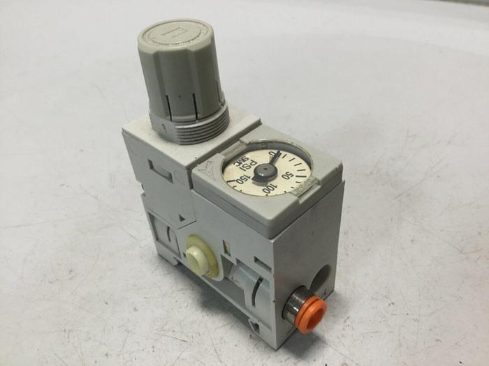 Used SMC Manifold Regulator ARM11AB2-R55-AZ #104005