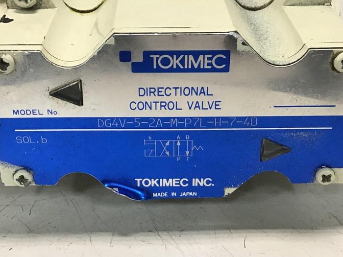 Used VICKERS Valve DG4V-5-2A-M-P7L-H-7-40 #133004