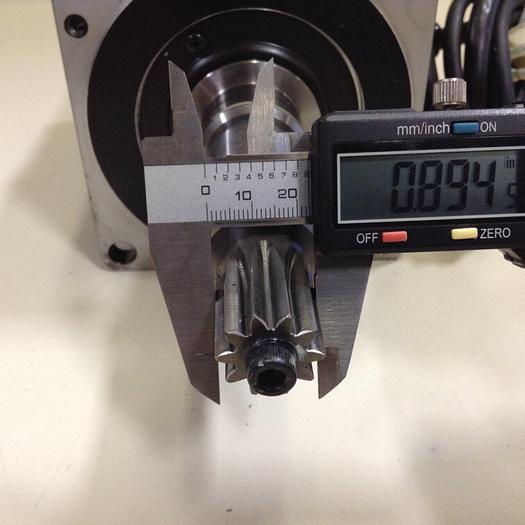 Used YASKAWA AC Servo Motor SGMP-15AWYR12 #82802