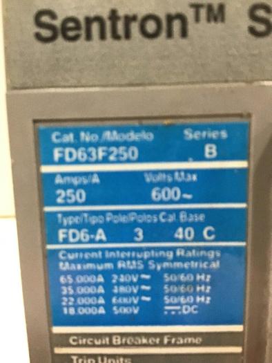 Used SIEMENS 250 Amp Circuit Breaker FD63F250 Used