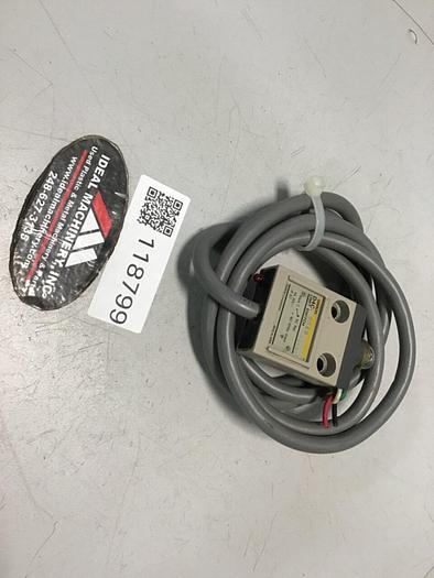 Used OMRON Limit Switch D4C-9049 #118799