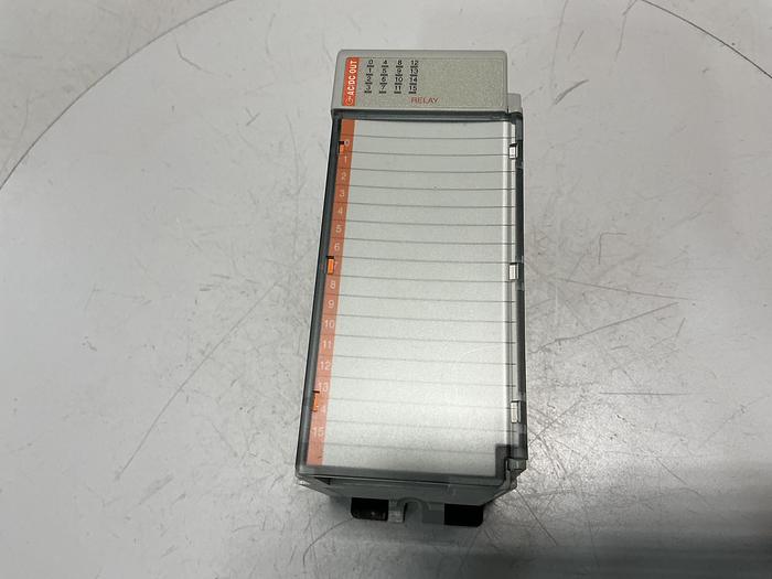 Used ALLEN BRADLEY 1769-OW16 SER A