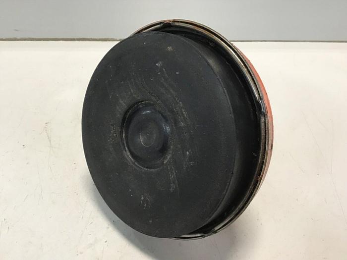 Used BARRY CONTROLS Leveling Mounts LM9B #122724