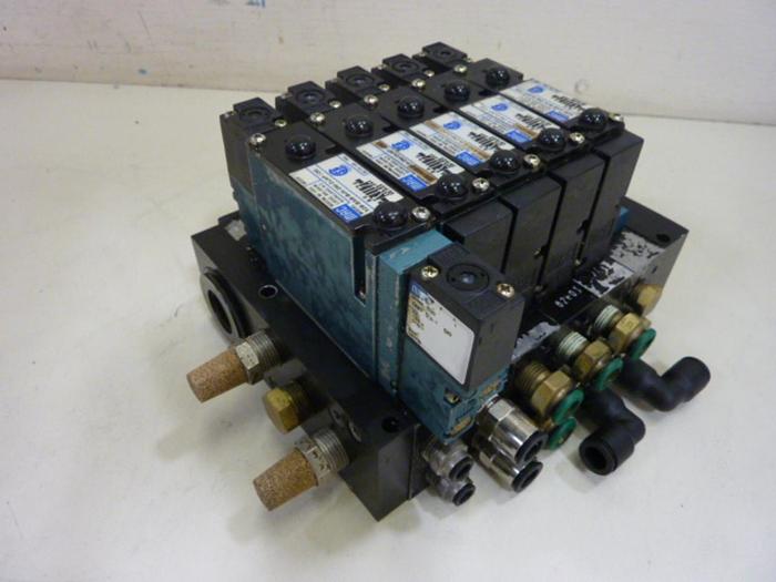 Used MAC Valves BLOCK852 Used
