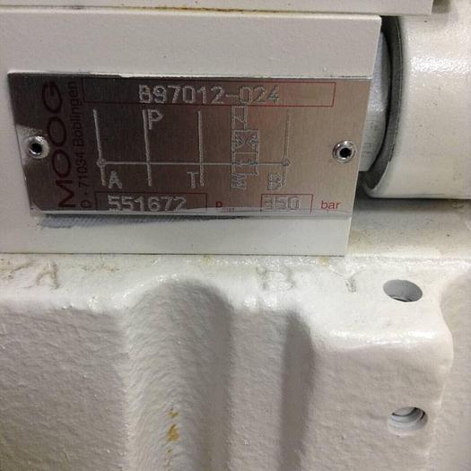 Used MOOG Servo Valve J662C120 Used