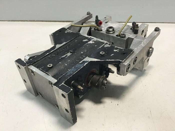Used SEPRO End of Arm Tooling 04S0M005 Used