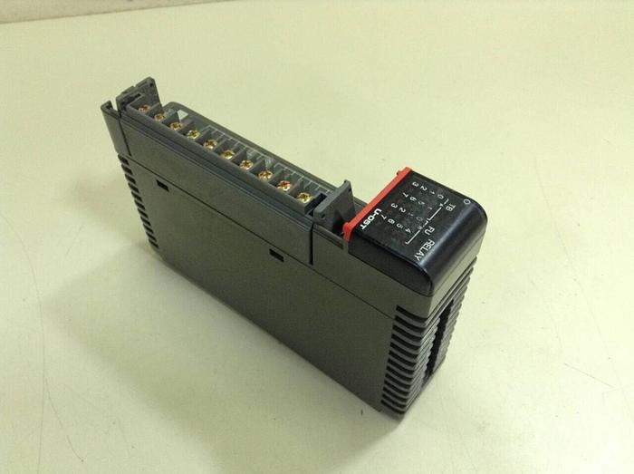 Used SIEMENS Output Module U-05T #68028