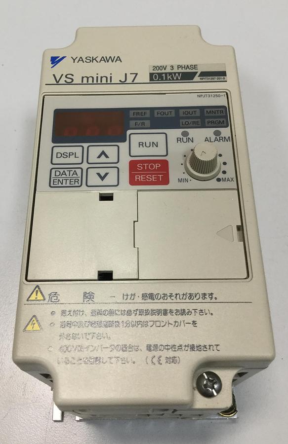 Used YASKAWA VS Mini J7 Inverter CIMR-J7AA20P1 USED