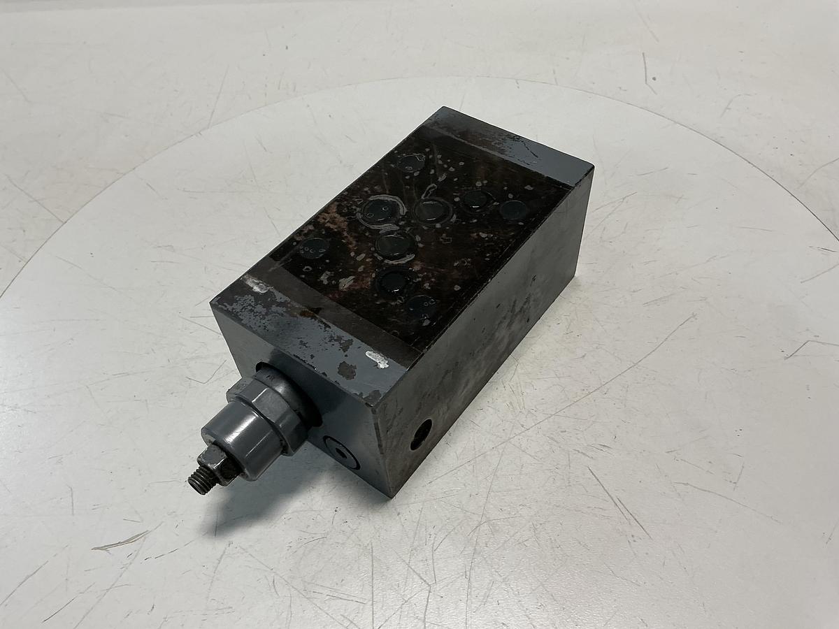 Used VICKERS DGMX2-5-PP-FW-S-30-EN417