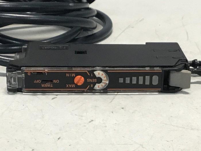 Used OMRON Photoelectric Sensor E3X-NA11 #128478