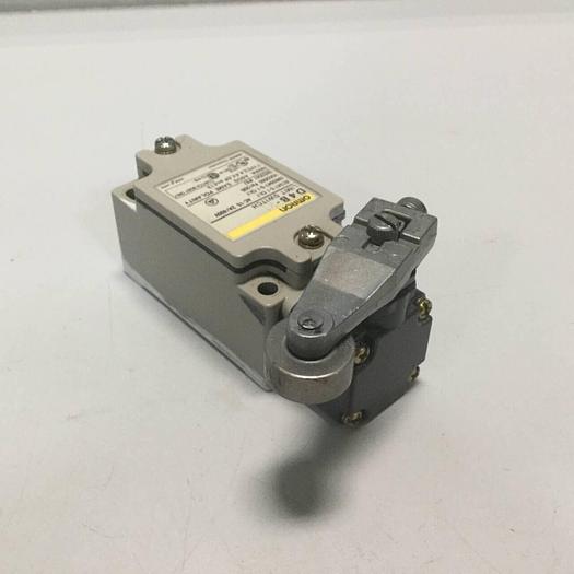 Used OMRON Limit Switch D4B-2115N-B #95066