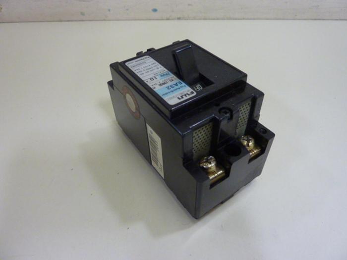 Used FUJI ELECTRIC 10 Amp Circuit Breaker EA32-10 #64354