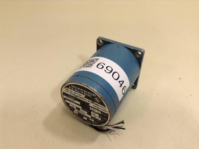 Used SUPERIOR ELECTRIC Synchronous / Stepping Motor M062-FD09 #69046