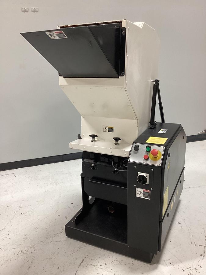 Used MILACRON GRINDER / DNL 