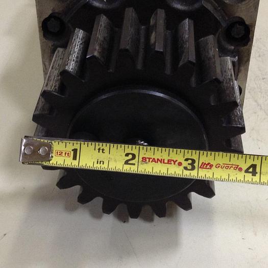 Used CHAR LYNN Die Height Adjustment Motor 1091103 006 Used