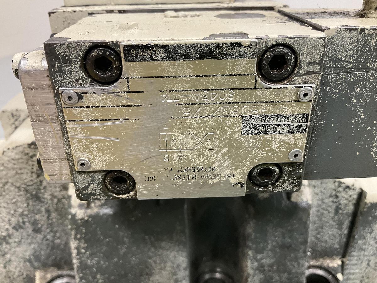 Used REXROTH 4WRZ25W3325-50/6A94N9FK4