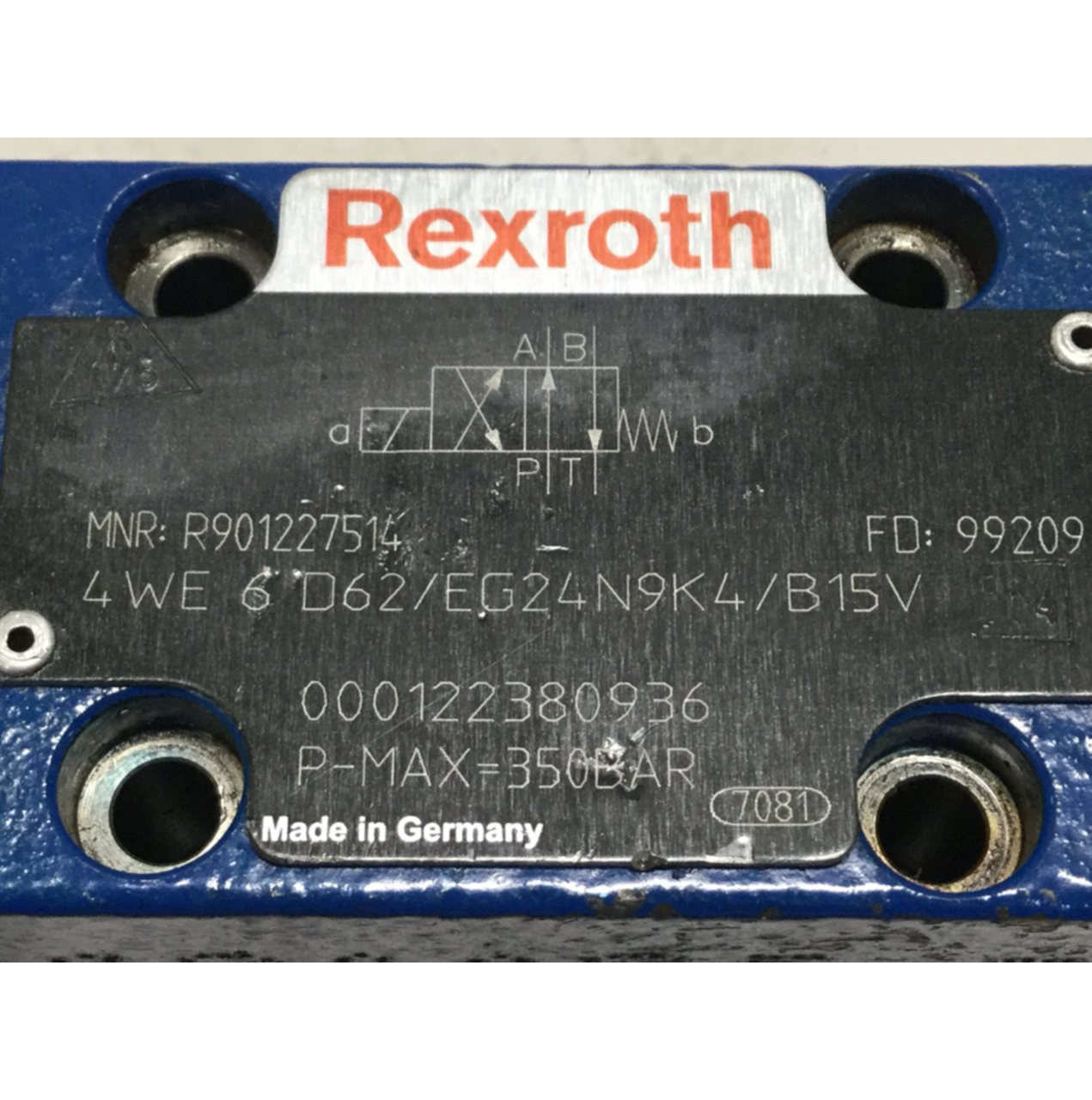 Used REXROTH Valve 4WE6D62EG24N9K4B15V USED