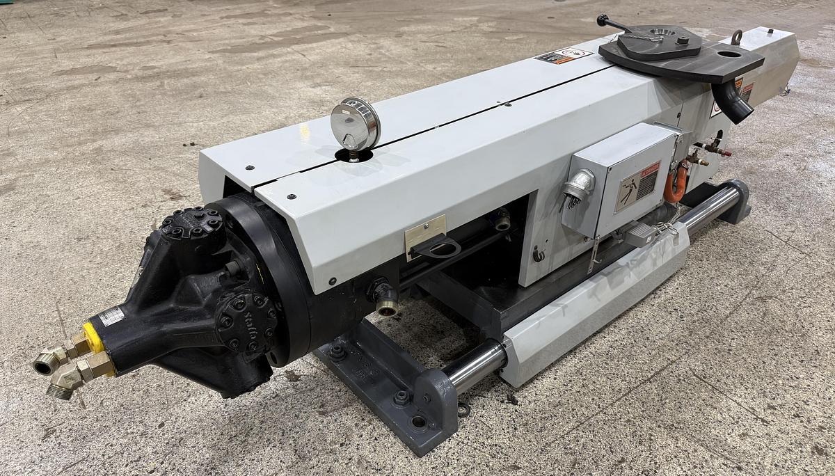 Used VAN DORN DEMAG 210HTG720 / injection unit