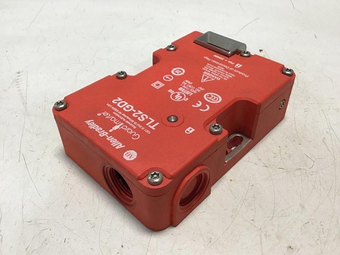 Used ALLEN BRADLEY Safety Switch TLS2-GD2 #133698