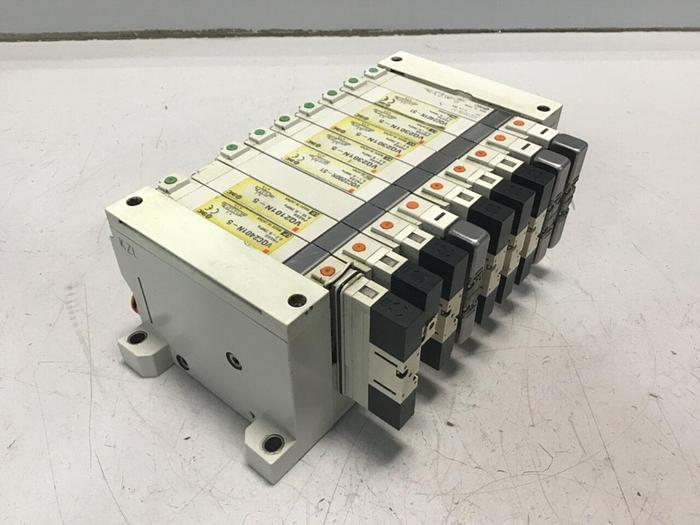 Used SMC Valve Manifold VQ2301N-5 #127229