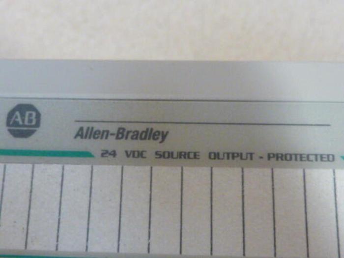 Used ALLEN BRADLEY Output Module Flex I/O 1794-OB16P 1794-TB3 SER A USED