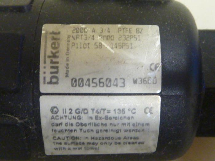 Used BURKERT EASY FLUID CONTROL Angle Seat Valve 2000 A 3/4 PTFE BZ #67131