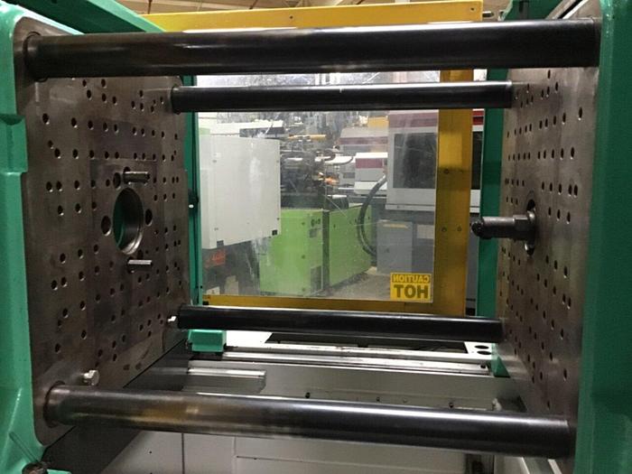 Used ARBURG 110 Ton Injection Molding Machine 470A 1000-400-45 USED