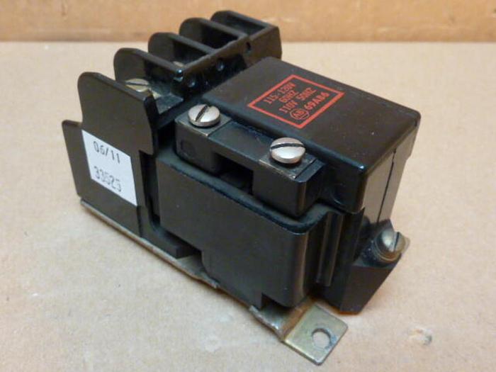 Used ALLEN BRADLEY Contact Kit 702L-TOD93 SER K #33525