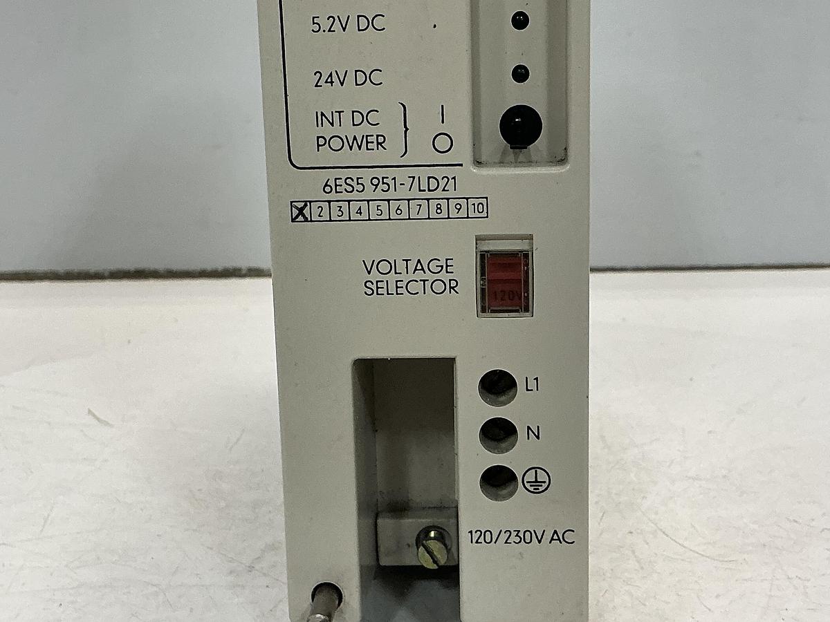 Used SIEMENS 6ES5951-7LD21