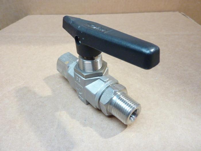Used PARKER Ball Valve 8M8F-B8LJ-SSP #40415