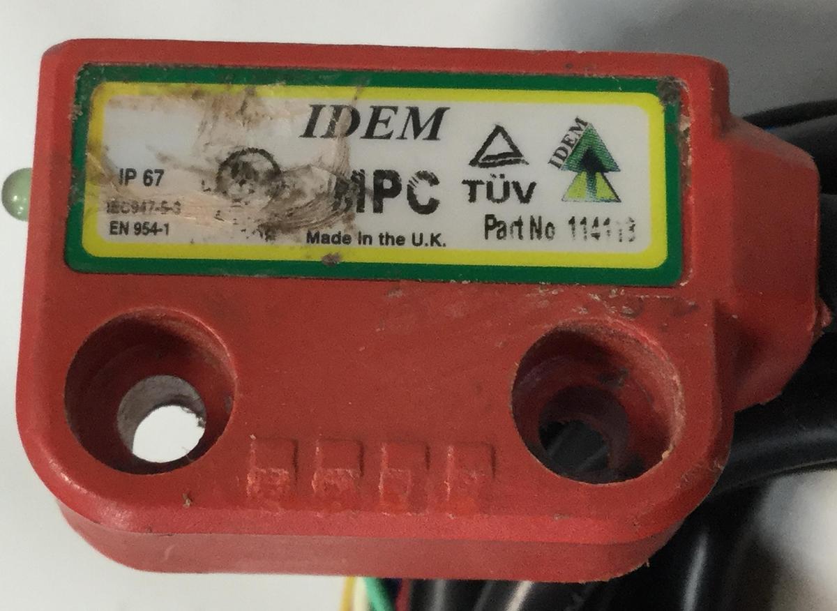 Used IDEM SAFETY SWITCHES Coded Miniature Switch 114113 USED