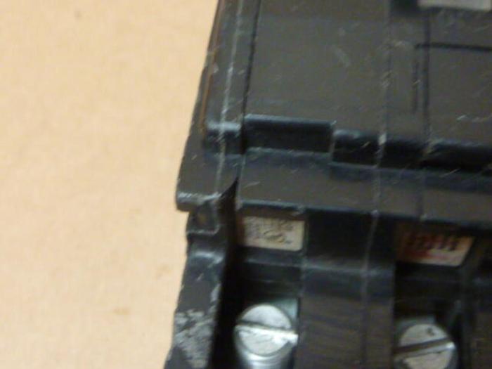 Used SQUARE D 10 Amp Circuit Breaker QOU210 #31348