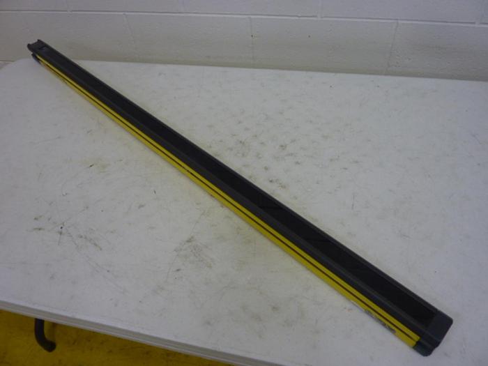 Used LEUZE Light Curtain Transmitter CPR14-1200-T1 Used