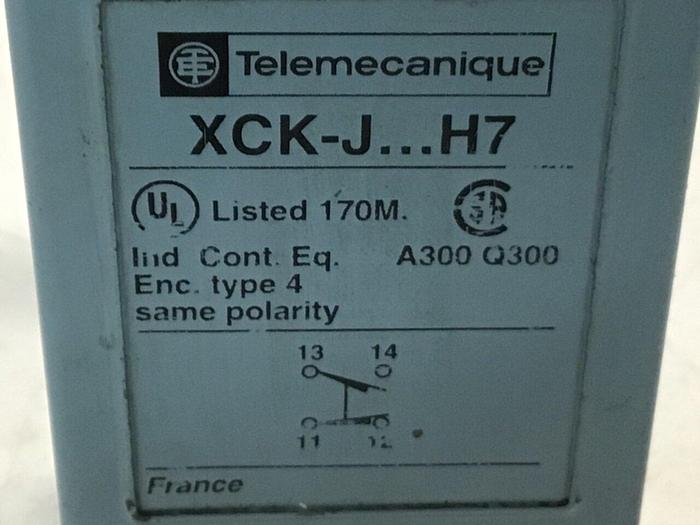 Used TELEMECANIQUE Limit Switch XCK-J-H7 #121857