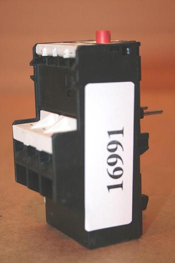 Used GENERAL ELECTRIC / GE Overload Relay RT1N Used