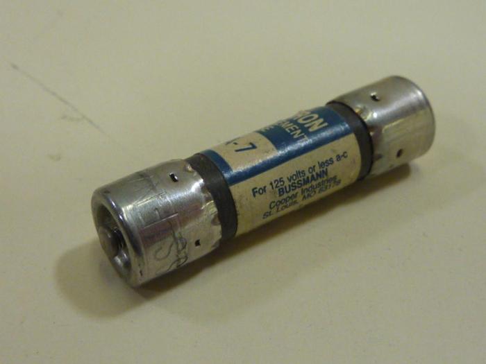 Used FUSETRON 7 Amp Fuse FNA-7 #62367
