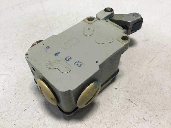 Used AEG Limit Switch E-NR910-694-561-00 #122327