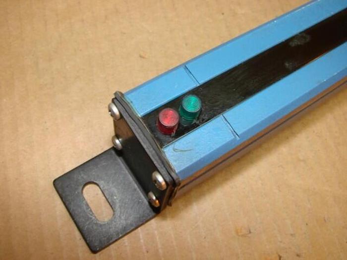 Used TRIAD CONTROLS INC Micro Guard Emitter MG-36-OF-20-E #21325