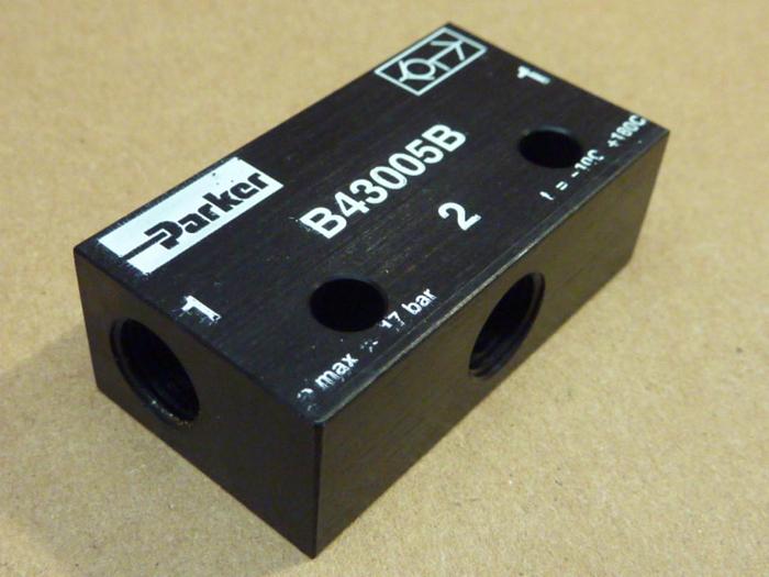 Used PARKER Valve B43005B #33801