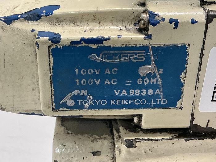 Used VICKERS DG5S4-042A-PL-T-40-T-40-JA-M