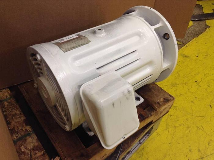 Used TOSHIBA 3 Phase Induction Motor TKKH SCKL21 Used